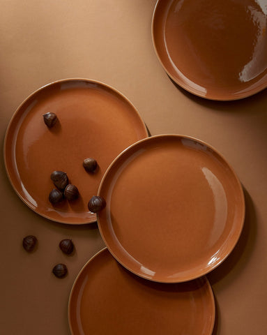 handmade, artisan made, matte terracotta/glazed terracotta, matte finish, plate, dinner plate, flat plate, assiette plate, assiette à diner, terracotta mat/terracotta brillant, artisan made fait à la main, arisanal, intemporel, design, EDAN, gharyan stoneware, ethically made, ethique, fair trade, commerce équitable, dinnerware, service de vaisselle, dinner set, dinnerware set, le gourmand, ensemble de vaissellelle