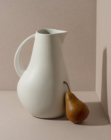 Stoneware Pitcher | Kuduo 64 oz