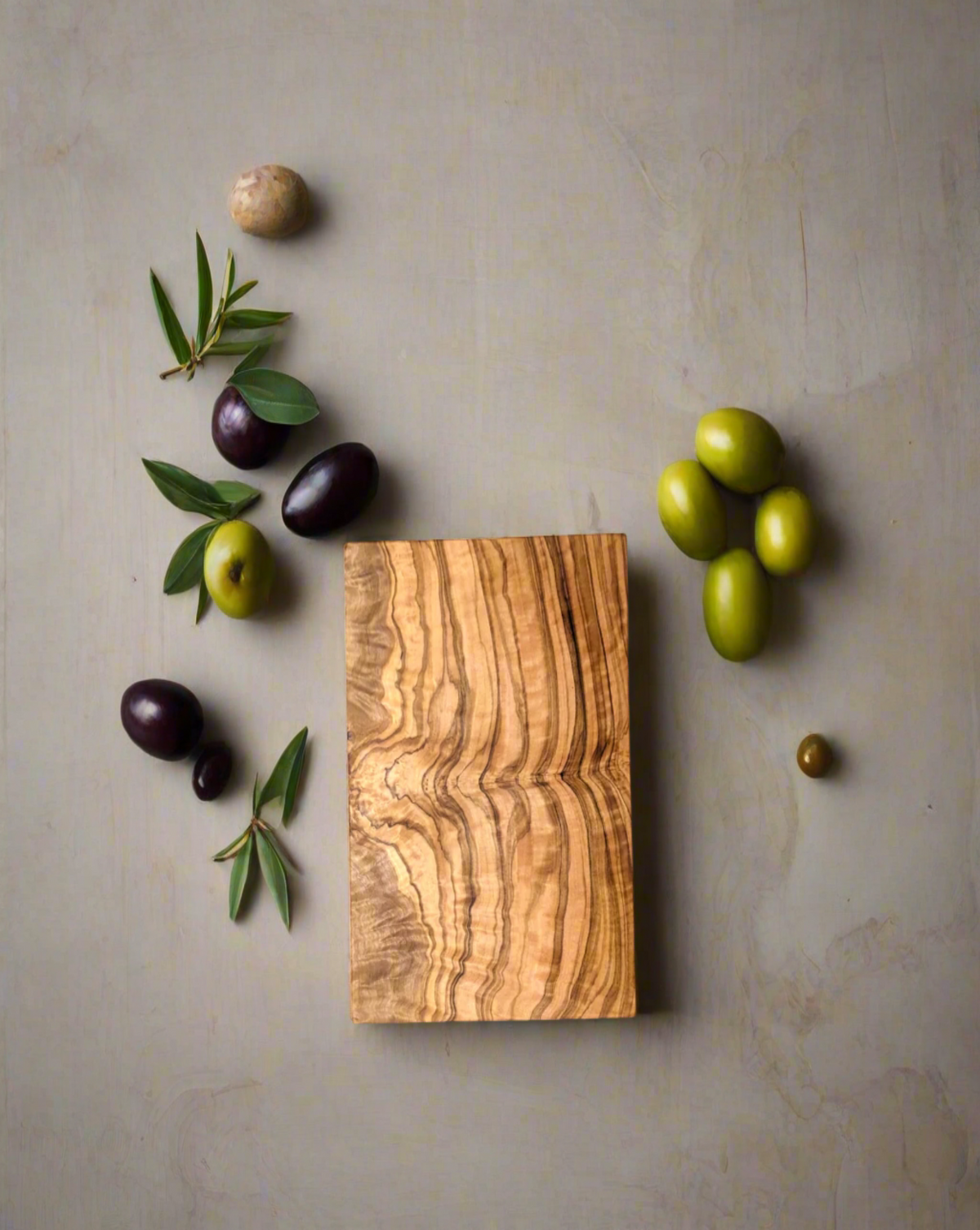 Natural Olive Wood Chopping Board | Rectangular