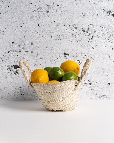 HANDMADE, BASKET, STORAGE BASKET, PALM LEAF FIBER, FRUIT BASKET, TOWELS BASKET, COUFFIN, PANIER À PAIN, PANIER À RANGEMENT, , gharyan stoneware, ethically made, ethique, fair trade, commerce équitable